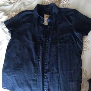 Patagonia lightweight A/C button down shirt